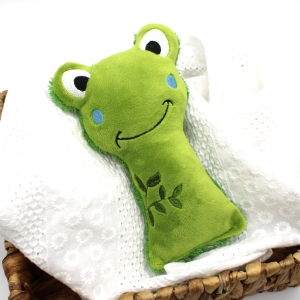 Stickdatei-Frosch-ITH-Rassel-Kuscheltier