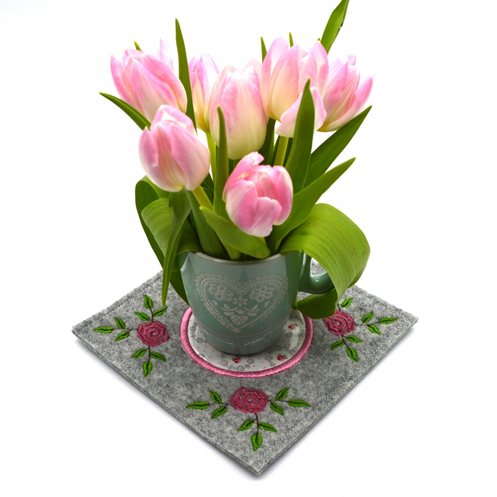Bild 1 von Stickdatei  Untersetzer mit Rosen quadratisch für Hochzeit Geburtstag Muttertag
