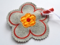Bild 2 von ITH Stickdatei Geschenkanhänger Blume  / (Größe) 10x10cm