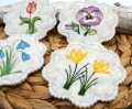 Bild 7 von Stickdatei Untersetzer Frühlingsblumen Krokus Tulpe Schneeglöckchen Stiefmütterchen
